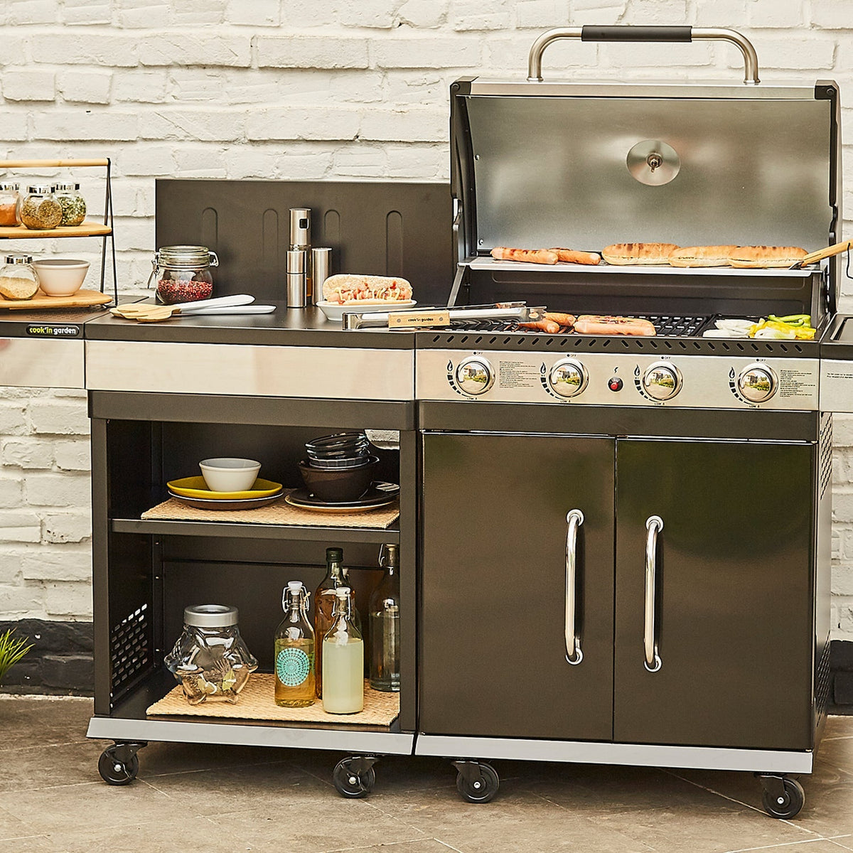 Gas barbecue Mallorca XL – 4 burners 14.5 kW with side table