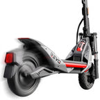 Trottinette électrique REVO Vanguard 11 – 25 km/h – Pneus tout-terrain 11″ – Double suspension – Charge 120 kg
